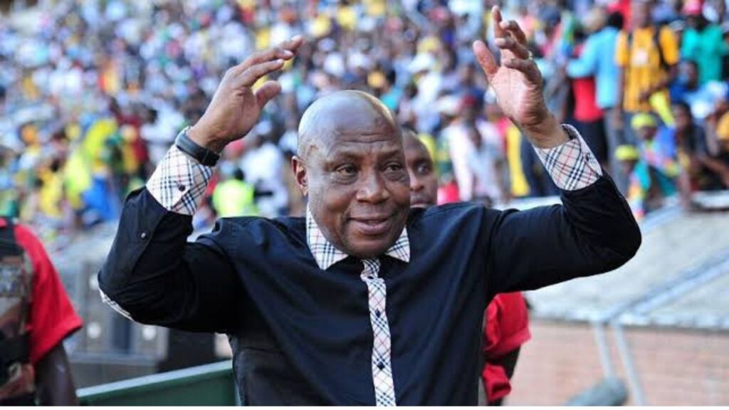 Shakes Mashaba o Tswa kwa Bookelong